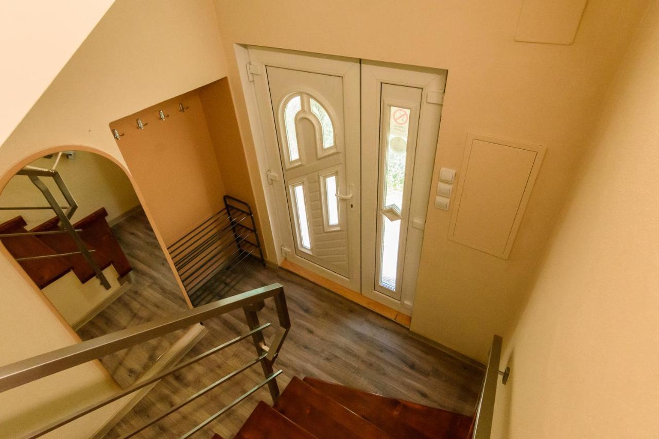 Apartman Elegant 2 Bešeňová Εξωτερικό φωτογραφία